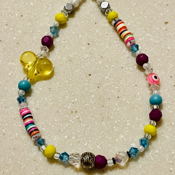 Phone String!! Yellow heart 💛 & gummy bear 🐻 charm! - Picture 9 of 10